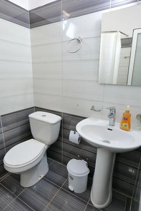 Ilias House Hotel Ksamil 0*,
